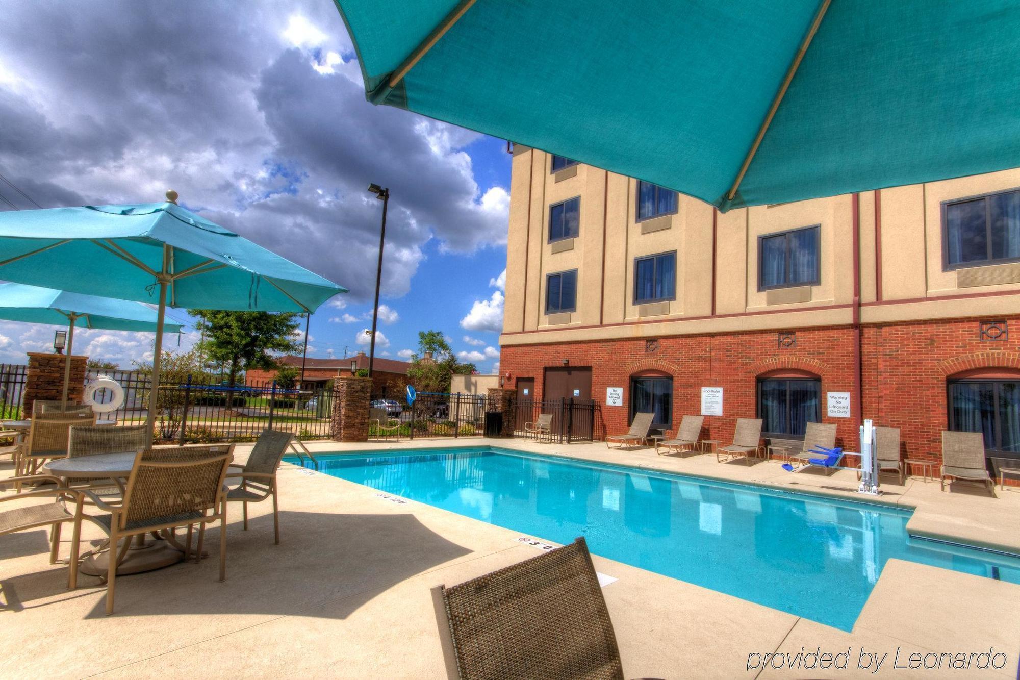 Holiday Inn Express Hotel & Suites Montgomery Boyd-Cooper Parkway By Ihg Eksteriør billede